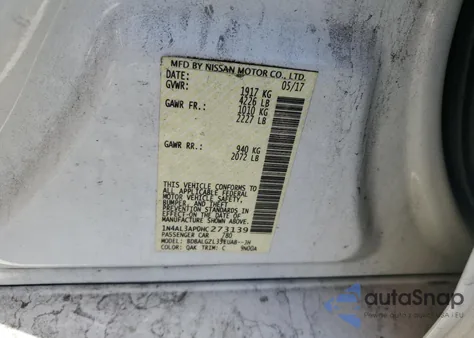 2017 Nissan Altima 2.5 из США, поврежденный, VIN 1N4AL3AP0HC273139